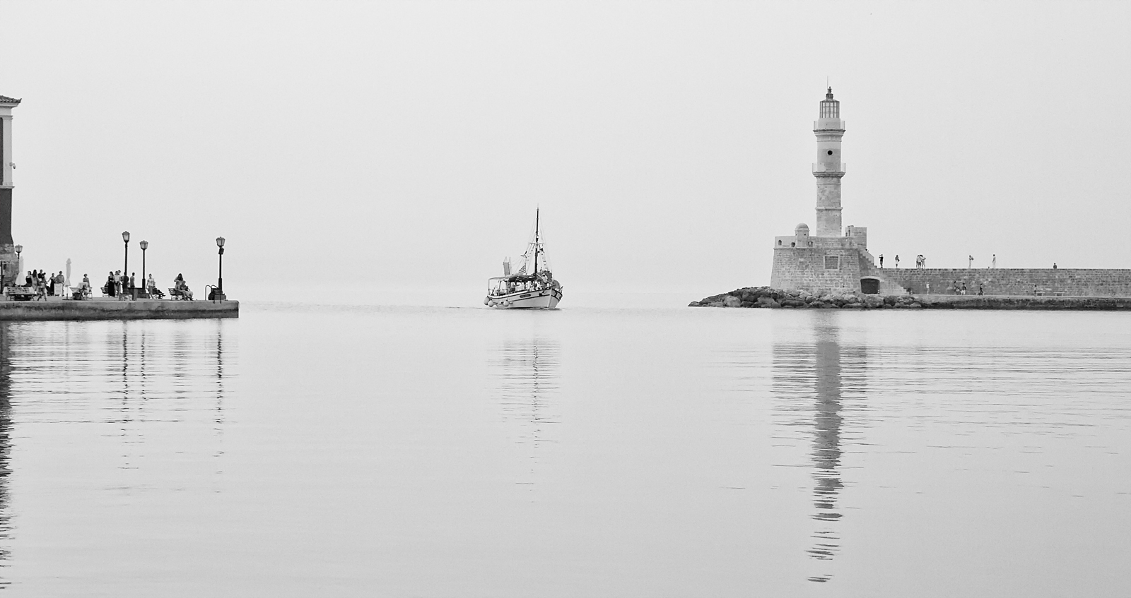 2nd Place - Gary Kenmir - Into The Harbour
